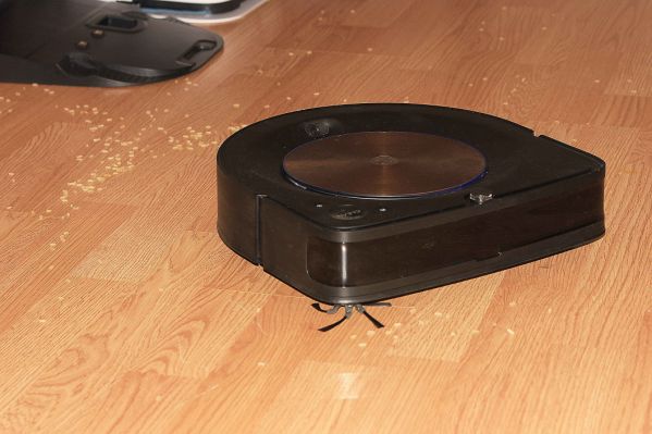 iRobot Roomba s9+ - лучший робот-пылесос